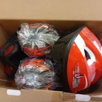 اسکیت جنس خوب دوستان رنگ مشکی قرمز