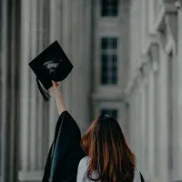 اجاره لباس فارغ التحصیلی