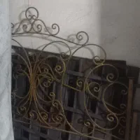 تخت فرفورژه طلایی 2 نفره همراه خوشخواب