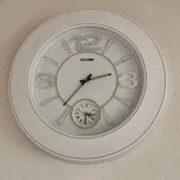 ساعت دیواری