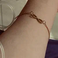 از اکسسوری گرفته تا لوازم ارایشی