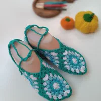 پاپوش یلدایی|لباس|کاشان, درب جوشقان|دیوار