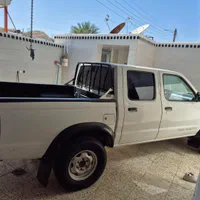 نیسان پیکاپ دو کابین، مدل ۱۳۸۸