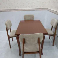 میزغذا خوری چهار نفره