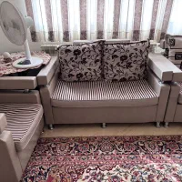 مبل ، گاز ۴ شعله ، تخت چوبی ، فرش ۹ m،گلدون بزرگ