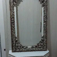 قاب و میز آینه قدی