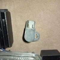 تعدادی لوازم فابریک رهرو سنسور دریچه گاز شاژ