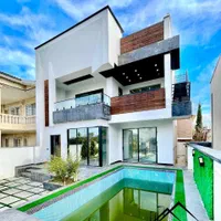 ویلا تریبلکس مدرن با استخر در شهرک تکمیل/سندتکبرگ