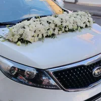 گل آرایی ماشین عروس در محل