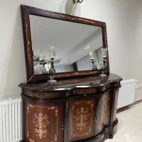 کنسول و آینه
