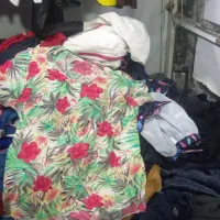 تعدادزیادی لباس