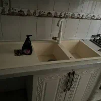 سینک گرانیتی و شیر آب