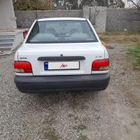 پراید مدل ۹۵ یه لکه رنگ