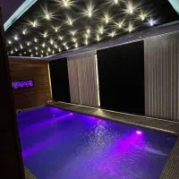 اجاره-ویلا-باغ-صدرا