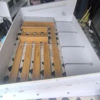 ویترین مغازه چوب روس