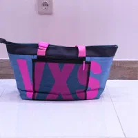 کیف ورزشی یا مسافرتی خارجی نو استفاده نشده