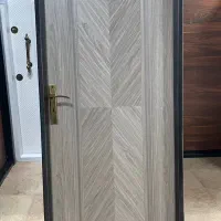 درب آهنی و upvc درب چوبی|عمده‌فروشی|میبد, |دیوار