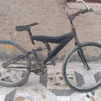 دوچرخه ۲۶|دوچرخه، اسکیت، اسکوتر|نیمروز, |دیوار