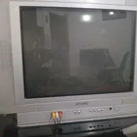 تلوزیون اسنوا با میزش