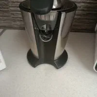 آبمیوه گیری برقی