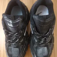 کفش|کیف، کفش، کمربند|اهر, |دیوار