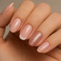 خدمات حرفه ای ناخن،کاشت،ترمیم،لمینت،دیزاین