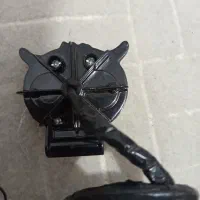 پرژکتور جعدی لنز دار دورنگ.   اگزوز رنجوری سالم|لامپ و چراغ|اهواز, سلیم آباد(سه راه خرمشهر)|دیوار