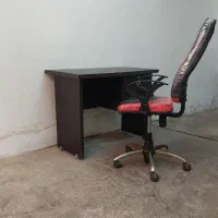 میز کار و صندلی گردان