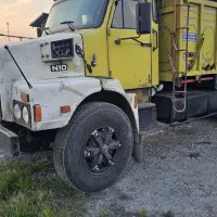 ولوو ده چرخ باری مدل ۱۳۶۴|خودرو سنگین|بابل, |دیوار