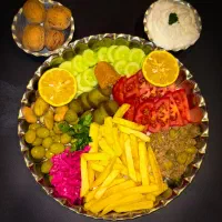 نیروی خانم برای قسمت آشپزخانه، کمک آشپز