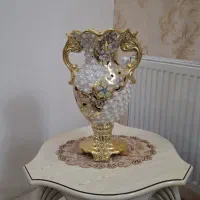 گلدان طلایی