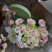 گل رز و لیلیوم فروشی|گل و گیاه طبیعی|آران و بیدگل, |دیوار