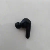 گوشی سمت چپ qcy t 13x کاملا سالم و تمیز