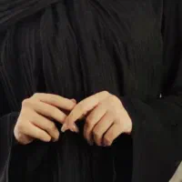 20عدد مانتو مرتب و سالم و 20عدد شال روسری سالم