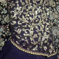 چند دست لباس محلی برای فروش