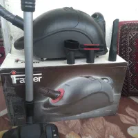 یک عدد جاروبرقی