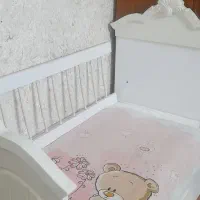 تخت و گهواره مناسب سیسمونی|تخت و صندلی بچه|مشهد, شهرک امام هادی (شهرک غرب)|دیوار