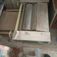 دستگاه نانوایی چونه گیر و پهنکن شصت سانتی|ماشین‌آلات صنعتی|اقلید, |دیوار