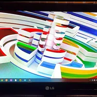 کیس همراه مانیتور و اسپیکر