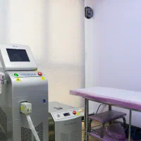 اپراتور لیزر ( خانم و آقا)