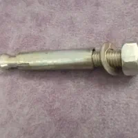 رول بولت سایز ۱۰ به فروش میرسد