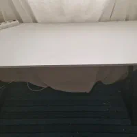 میز کامپیوتر کاملا نو خیلی تمیز