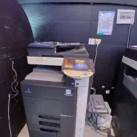 فروش دستگاه رنگی در حال کار