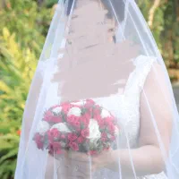 لباس عروس یقه خشتی پشت بندی سایز ۴۴ الی ۴۸