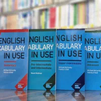 کتاب های سری این یوز vocabوIDIOMSو...