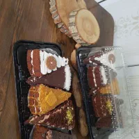 فروشنده خانوم اندیشه