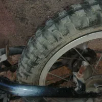 دوچرخه وترک موتور