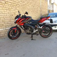 ns 200