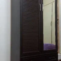 کمدلباس .میز چرخ خیاطی.پارتیشن