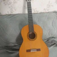 گیتار یاماها c40